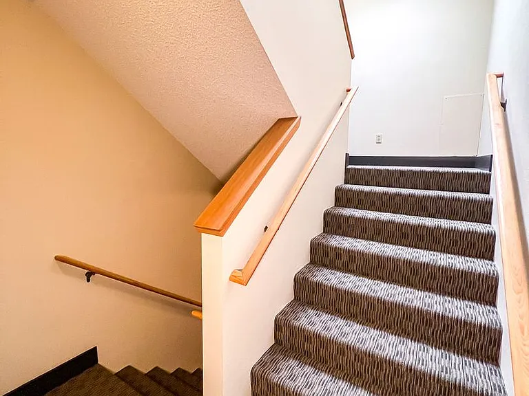 Twin Cedars Apartments — Photo 14
