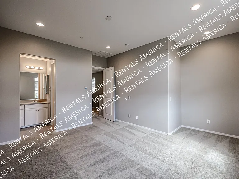2751 S Balsam Dr — Photo 38