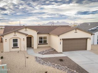 6555 Phoenix St, Las Cruces, NM 88012