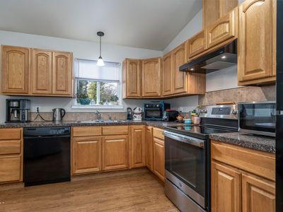 360 SE 5th St, Toledo, OR, 97391