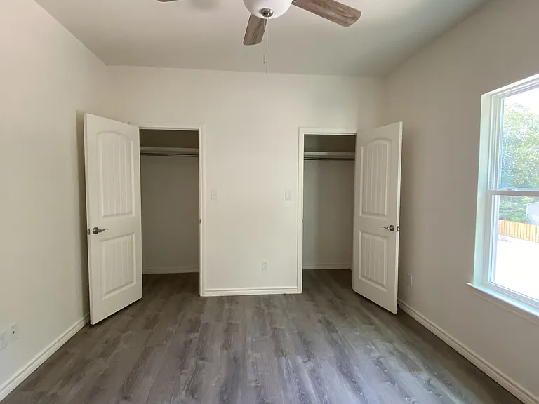 520 S 1st Ave #5 — Photo 8