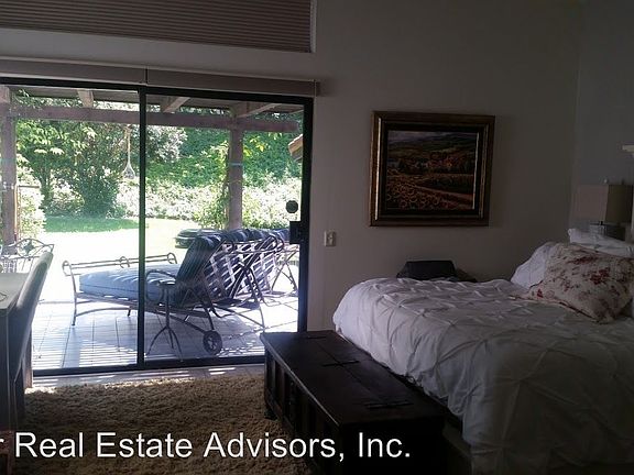 4th image of 640 Camino De Clara