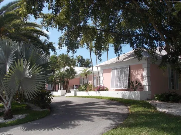 320 Gulf Shore Blvd S, Naples, FL 34102