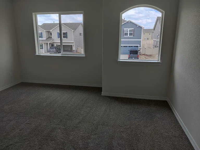 4649 Zircon Dr — Photo 16