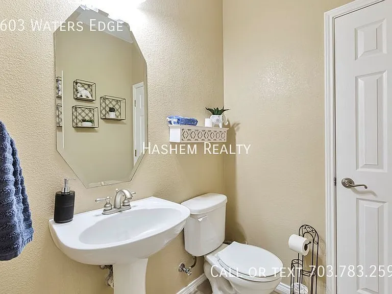 1603 Waters Edge Dr — Photo 15