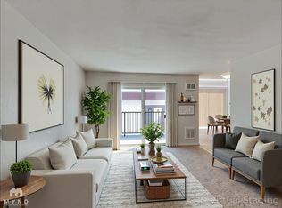 240 Athol Ave #302, Oakland, CA 94606