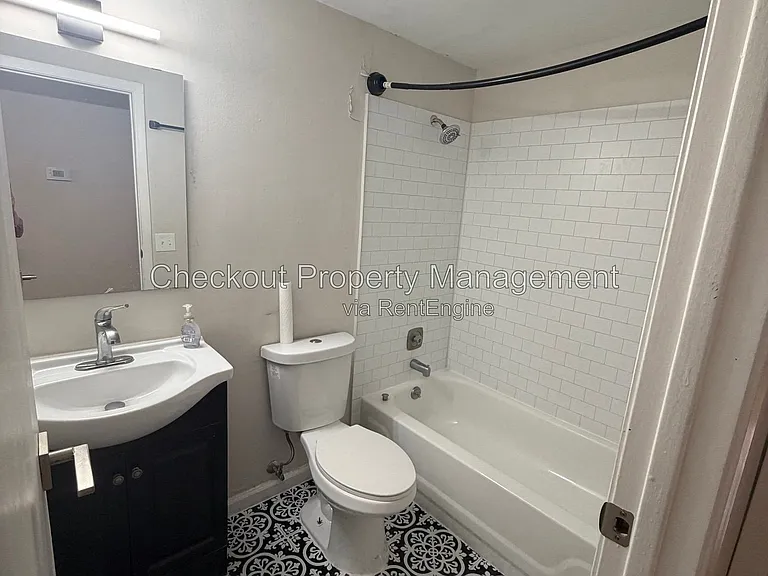 5535 Pershing Ave #22 — Photo 6