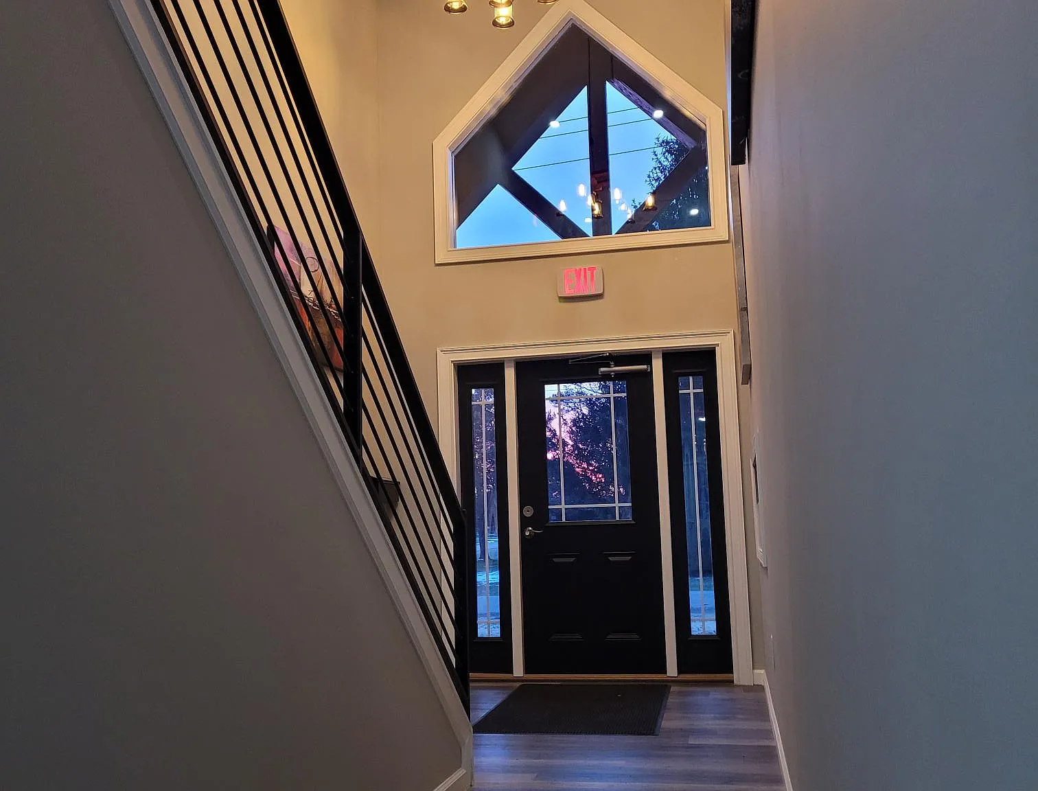 2 bed, 920 sqft, $1,150 — Photo 4