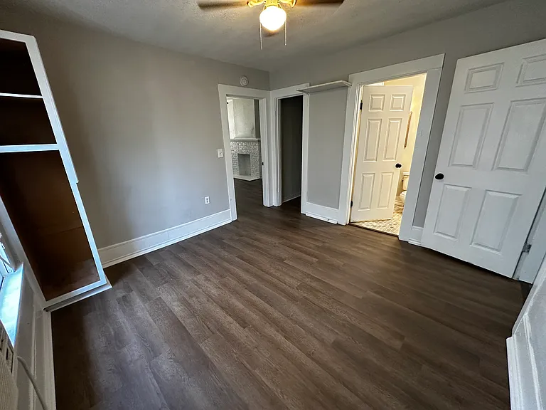 2907 Kessler Ave #B — Photo 5