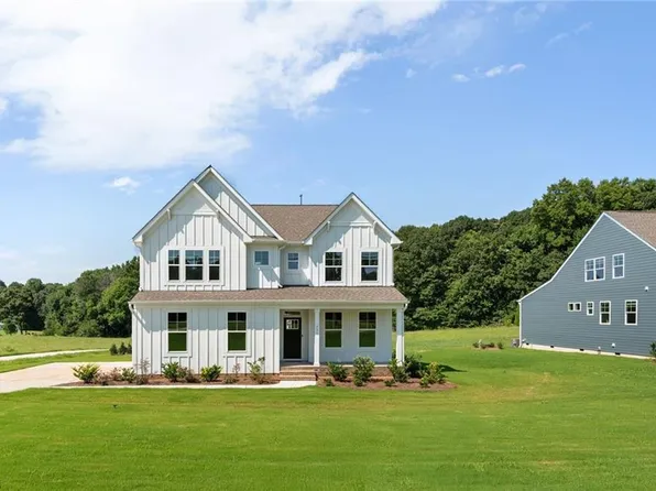 271 Redland Rd, Advance, NC 27006