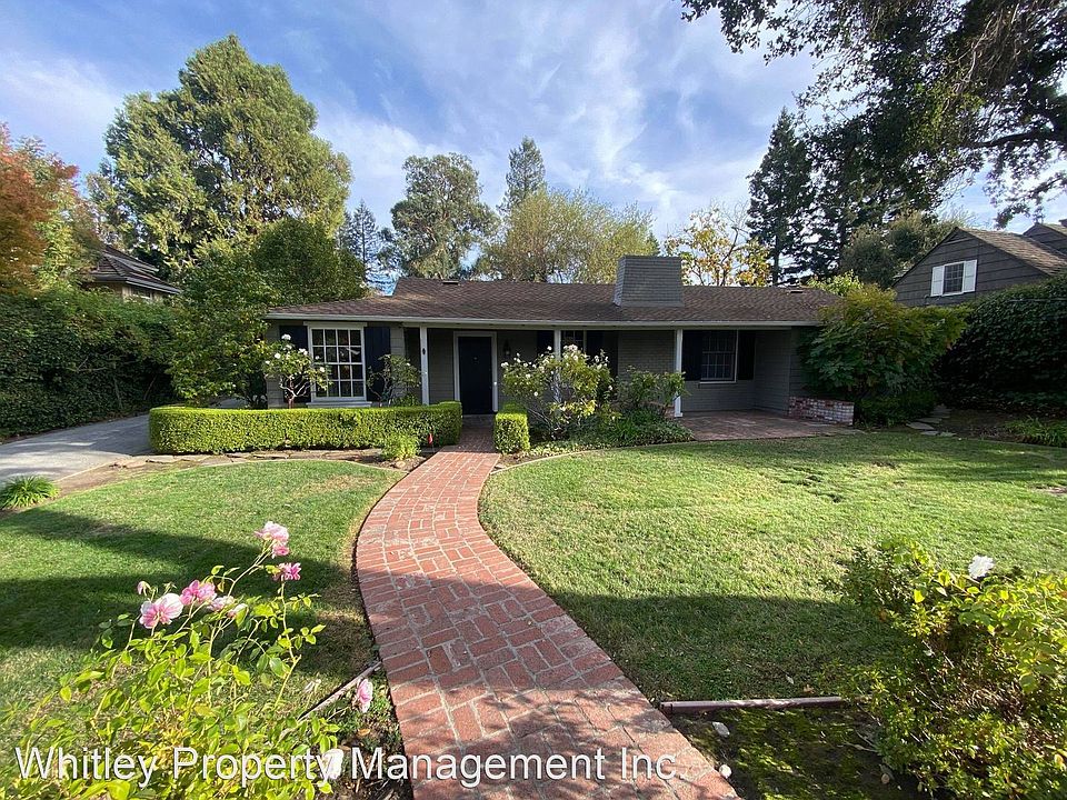 1st image of 217 Lennox Ave