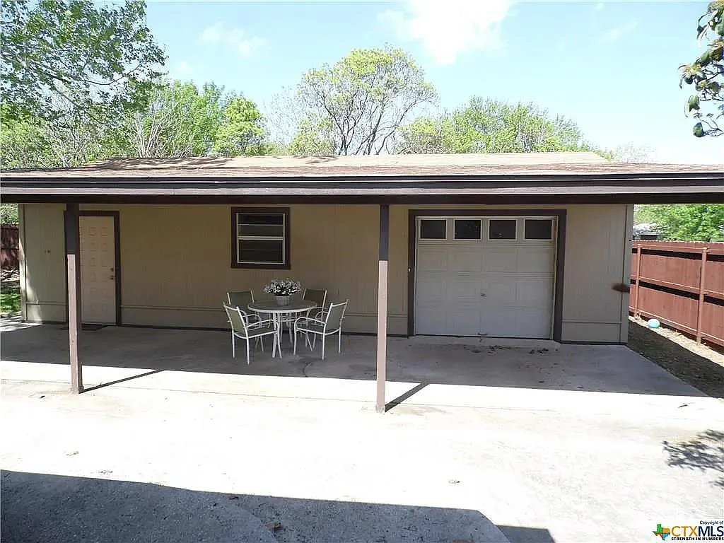 4 bed, 1779 sqft, $1,525 — Photo 3