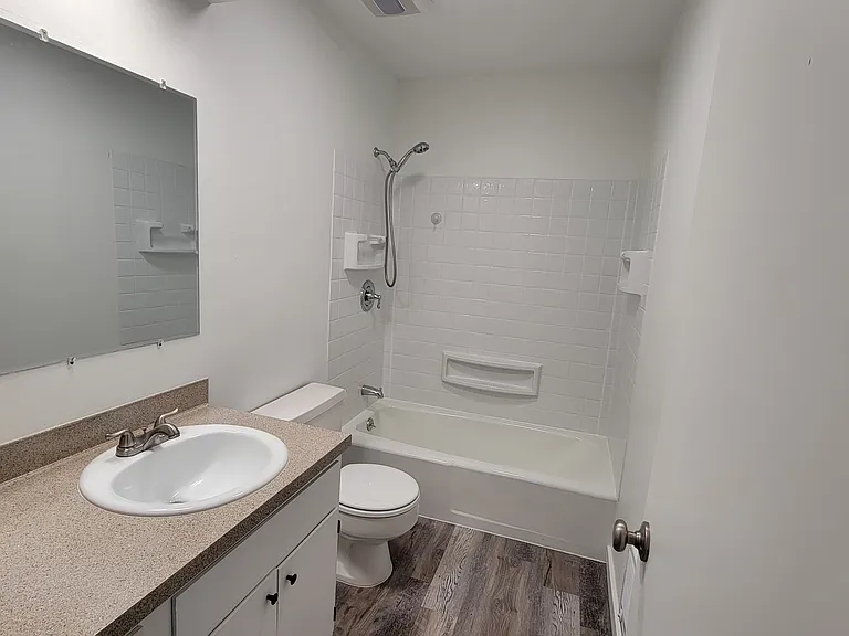 21724 SE Alder Dr #3 — Photo 5