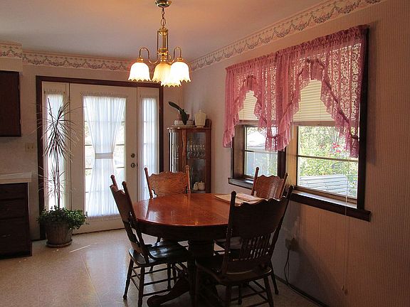 3rd image of 470 Ernest Phann Ln