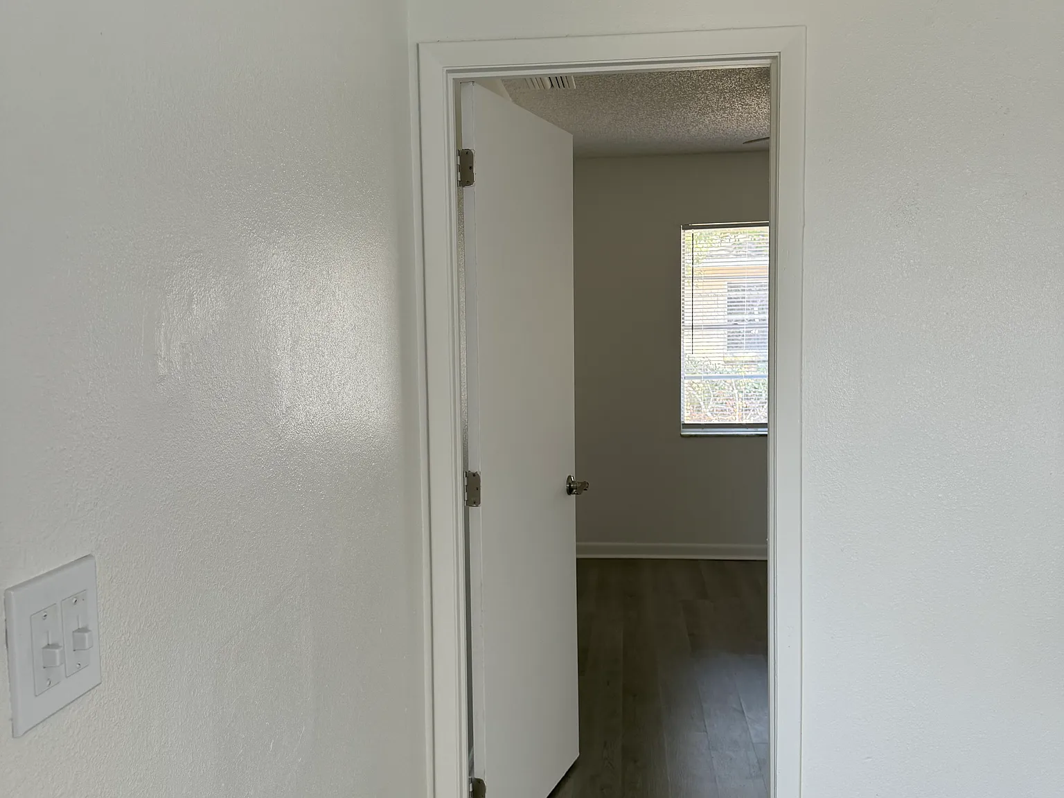 1 bed, 560 sqft, $999 — Photo 3