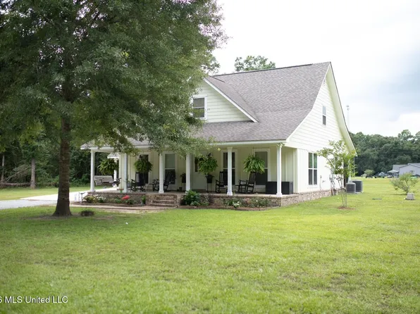 7720 Coleman Homestead Rd, Moss Point, MS 39562