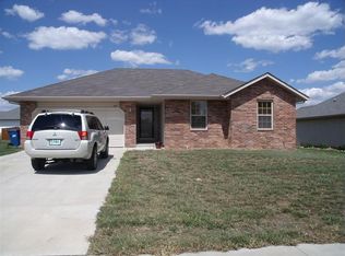 104 Emily Ln, Willard, MO 65781