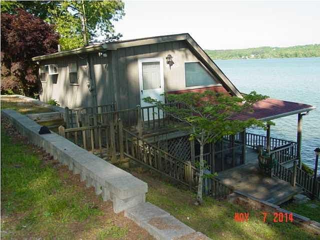 1st image of 16018 Lakewood Dr