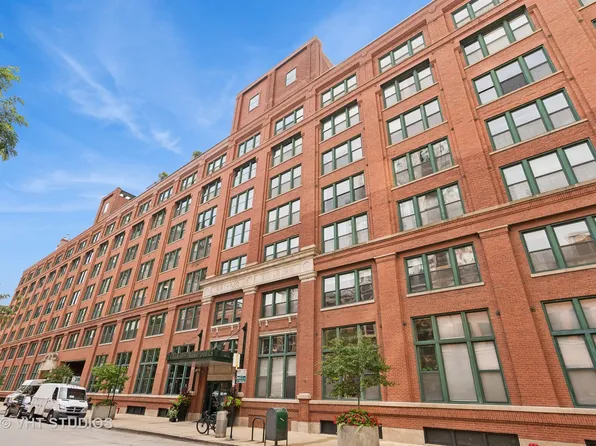 411 W Ontario St APT 221, Chicago, IL 60654