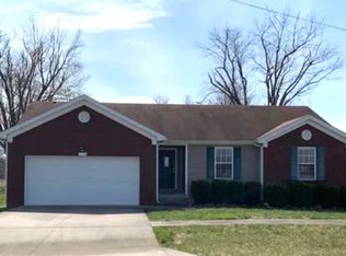104 Dante Ct, Radcliff, KY 40160