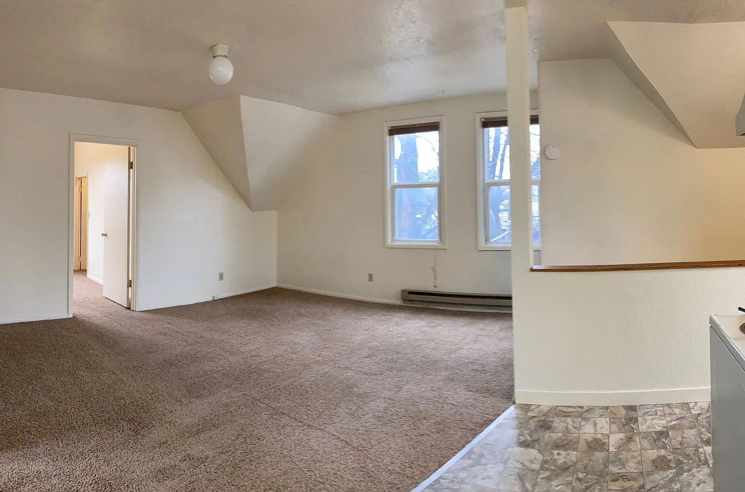Duplex In The Steunenberg Historical District — Photo 3
