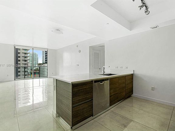5th image of 1100 S Miami Ave #1504