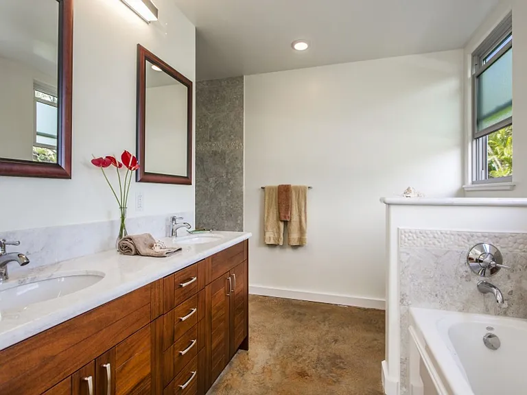 1242 Aalapapa Dr — Photo 15