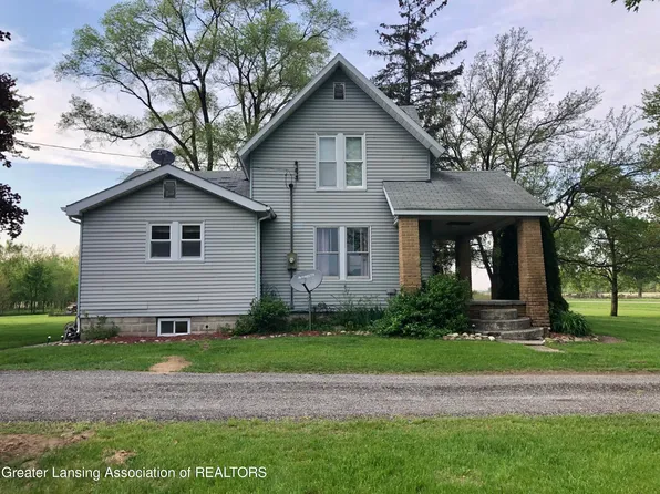 12520 Amman Rd, Chesaning, MI 48616