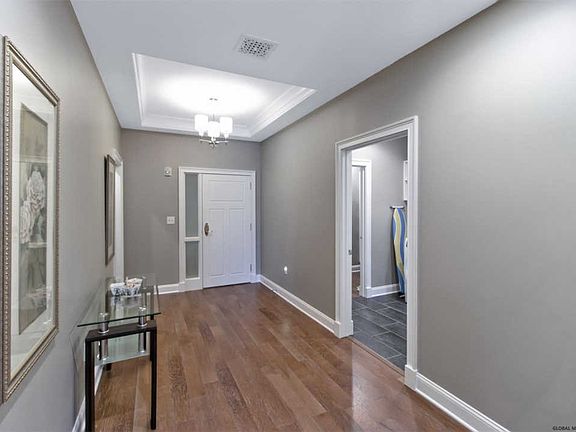 2nd image of 268 Saratoga Cir #509