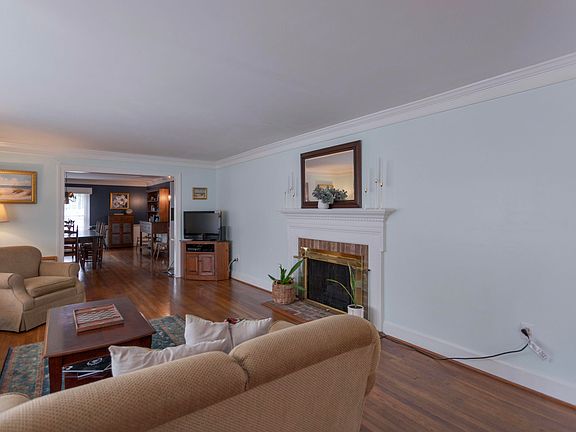 5th image of 111 Johnstone St