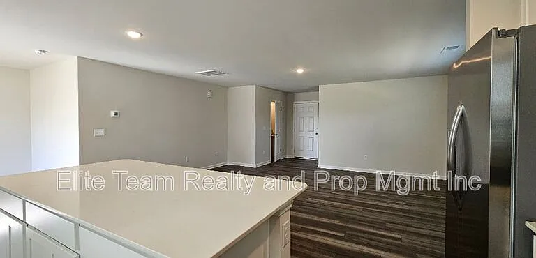 1615 Cannonball Ln — Photo 7