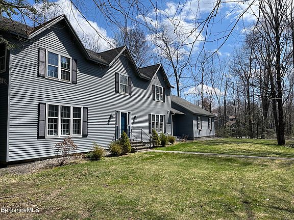 3rd image of 36 Dunmore Ct