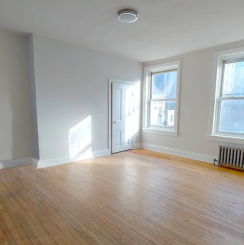 208 E Hanover St #2 Photo 1