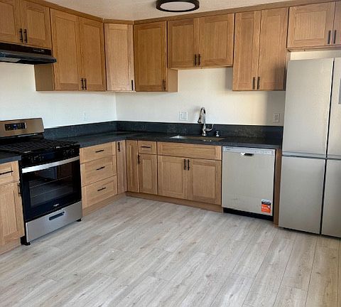 3rd image of 923 Nolden St APT 14