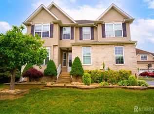 284 Morning Glory Dr, Monroe Township, NJ 08831