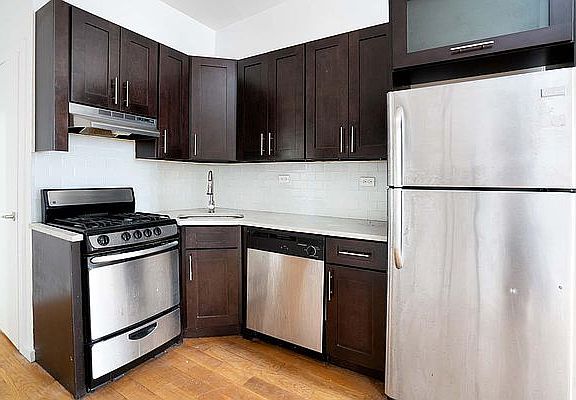 4th image of 304 Suydam St #2C