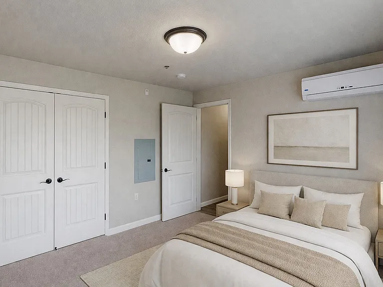 Renaissance Heights Apartment Homes — Photo 3