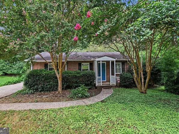 1868 Robinhill Ct, Tucker, GA 30084