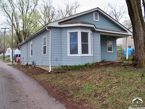 3rd image of 311 Grand Ave