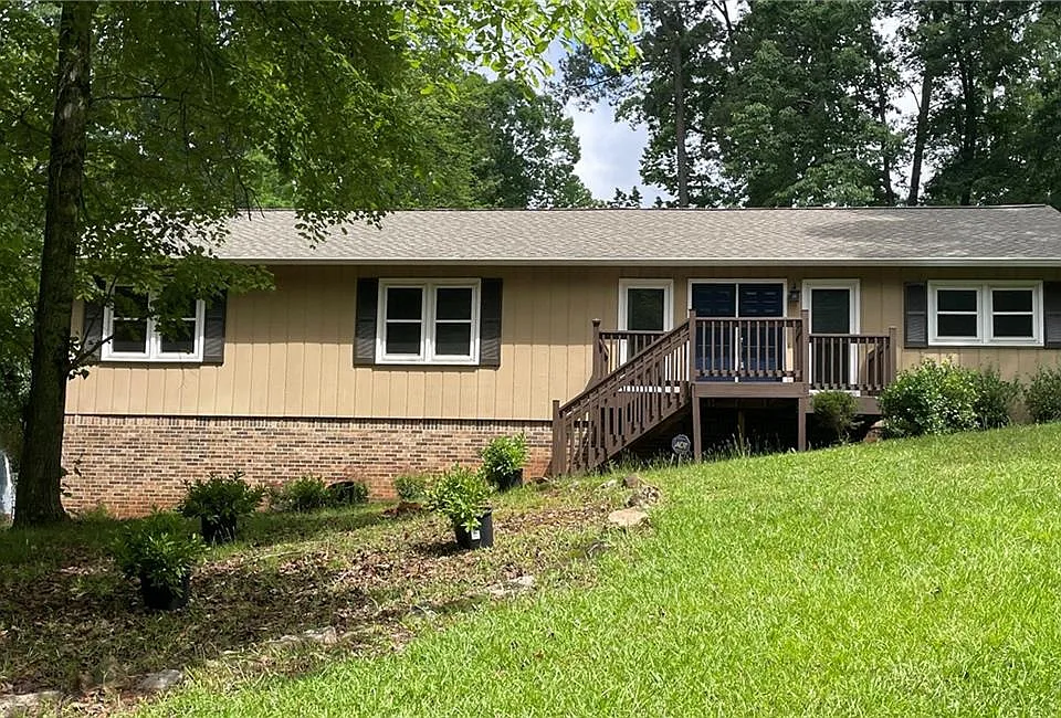 3441 Brookhill Cir