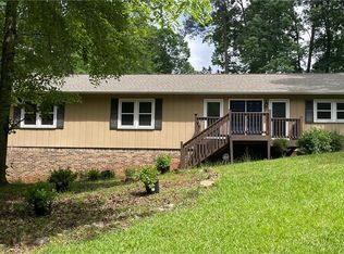 3441 Brookhill Cir, Roswell, GA 30062