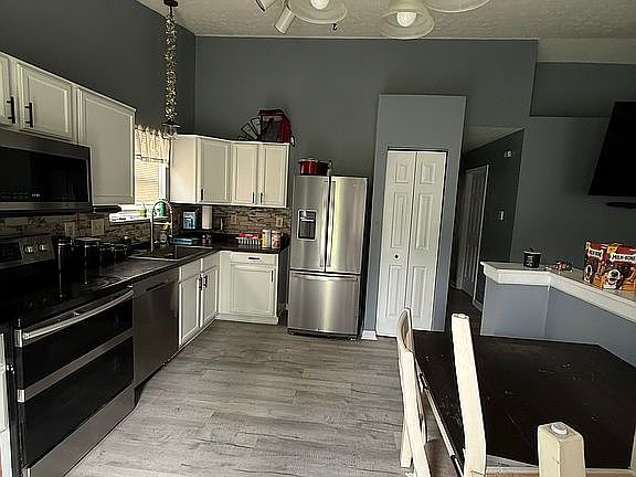 2nd image of 1079 Spring Meadow Ct