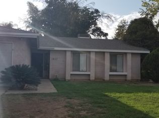 1937 N Cedar Ct, Visalia, CA 93292