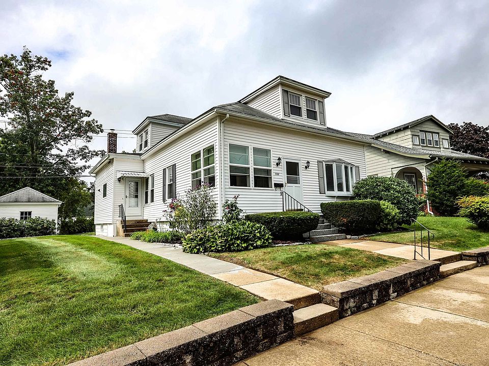 526 Coolidge Avenue, Manchester, NH 03102 Zillow