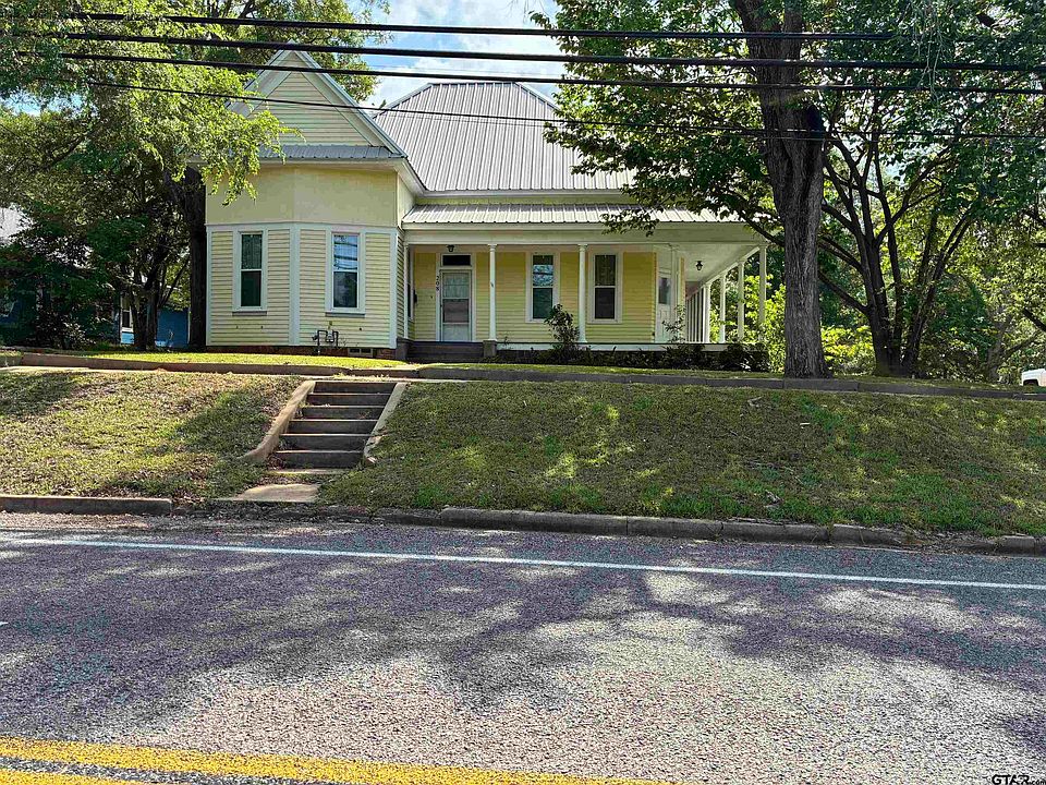 1st image of 208 N Henderson St