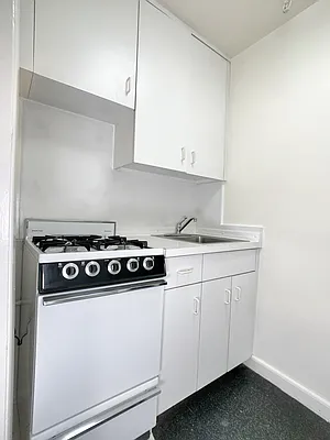 Rented by Corcoran | media 16