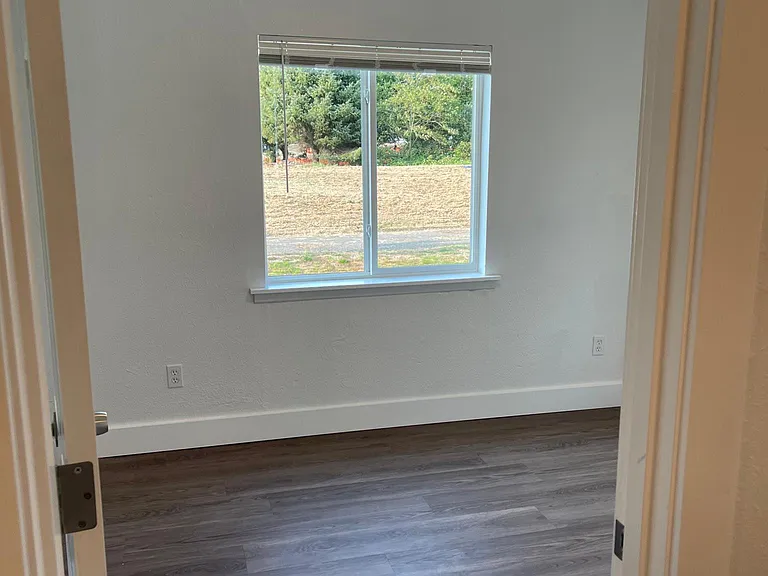 114 N Mill St #2 — Photo 7