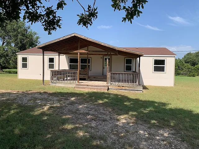 4 bed, 1568 sqft, $1,875 — Photo 3