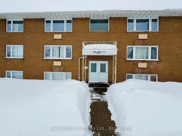 301 West St N, Orillia, ON