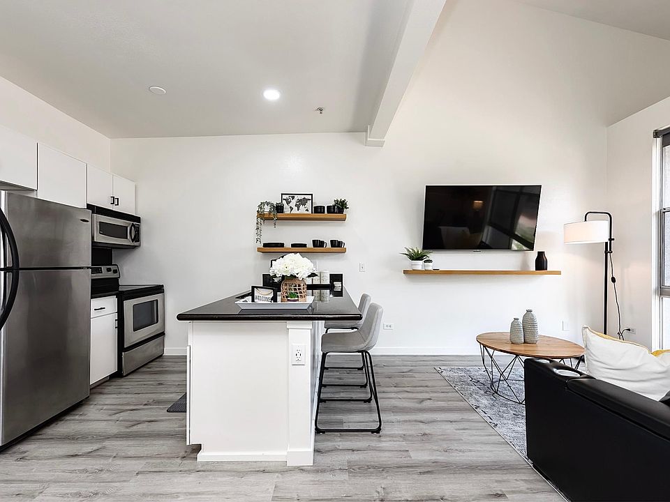 1st image of 101 Market St Unit 403